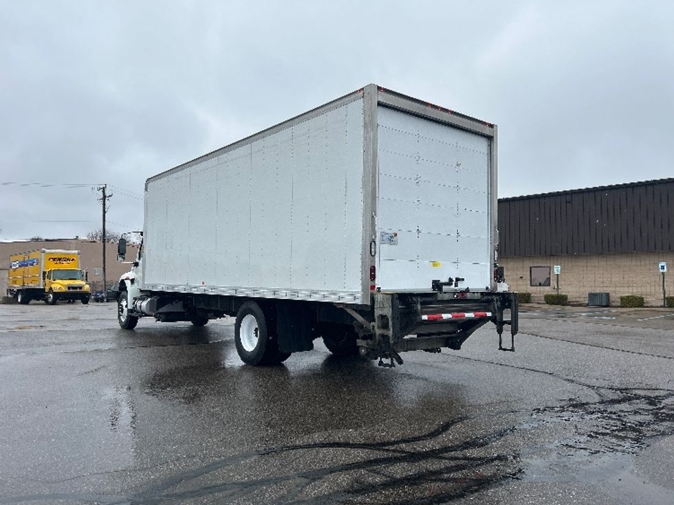 Medium Duty Box Truck-Light and Medium Duty Trucks-International-2020-MV607-Warren-MI-155,353\n\t\tmiles-$ 40,000 - Image 6
