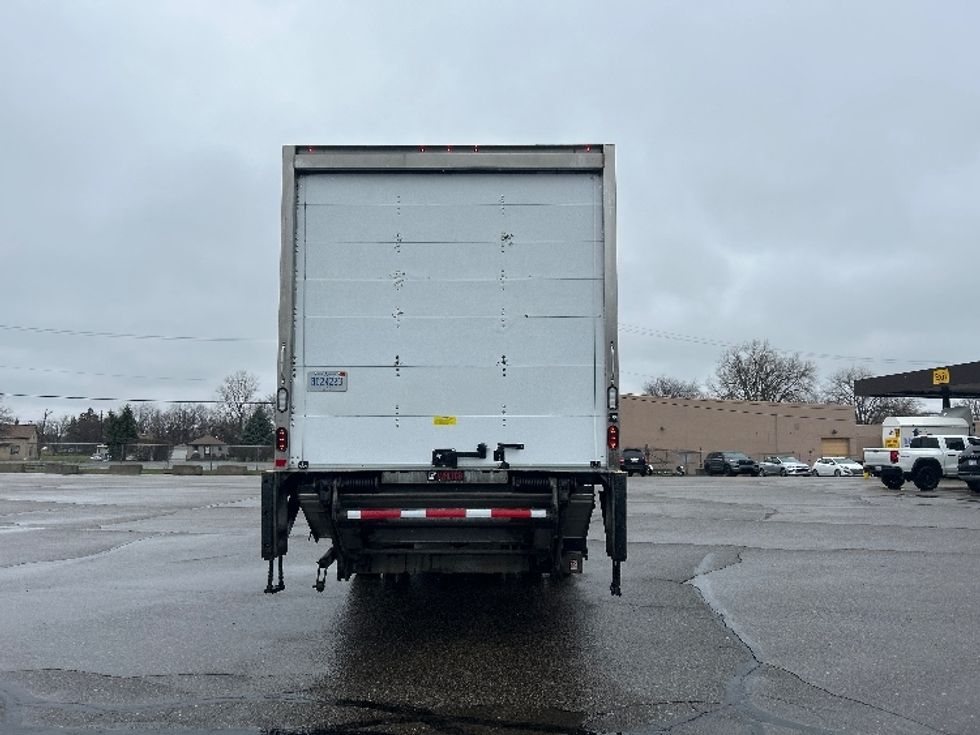 Medium Duty Box Truck-Light and Medium Duty Trucks-International-2020-MV607-Warren-MI-155,353\n\t\tmiles-$ 40,000 - Image 7