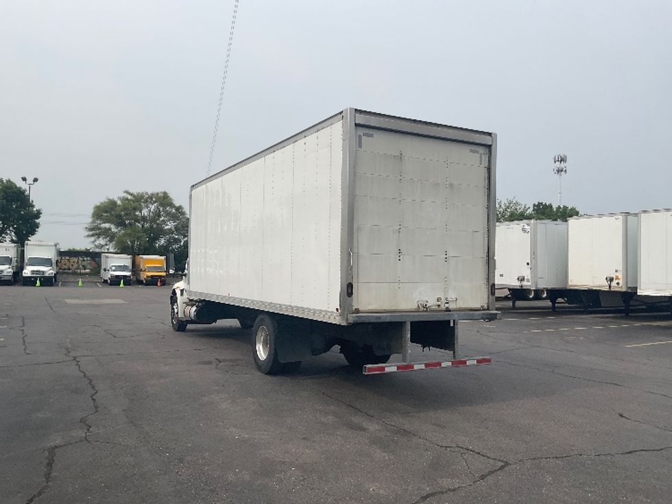 Medium Duty Box Truck-Light and Medium Duty Trucks-International-2020-MV607-Warren-MI-173,090\n\t\tmiles-$ 45,500 - Image 6