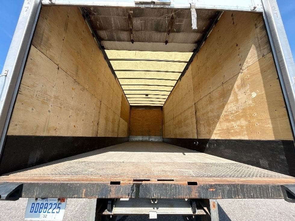 Medium Duty Box Truck-Light and Medium Duty Trucks-International-2020-MV607-Warren-MI-196,578\n\t\tmiles-$ 43,750 - Image 10
