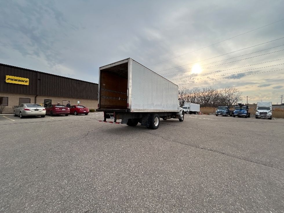 Medium Duty Box Truck-Light and Medium Duty Trucks-International-2020-MV607-Warren-MI-221,430\n\t\tmiles-$ 33,750 - Image 12