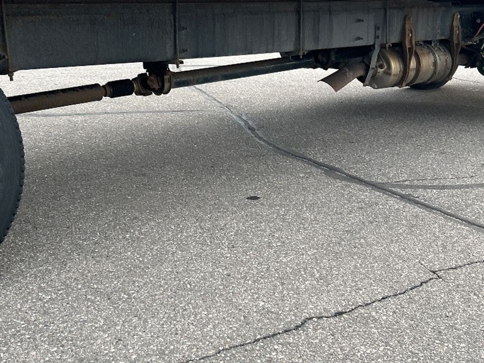 Medium Duty Box Truck-Light and Medium Duty Trucks-International-2020-MV607-Warren-MI-221,430\n\t\tmiles-$ 33,750 - Image 13