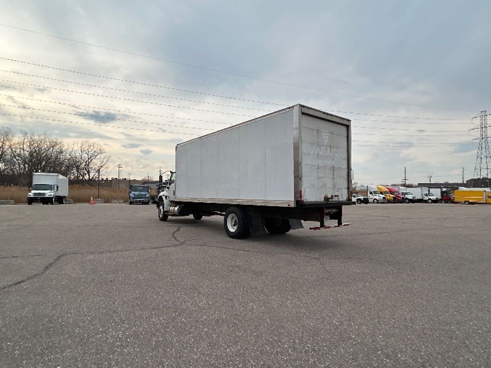 Medium Duty Box Truck-Light and Medium Duty Trucks-International-2020-MV607-Warren-MI-221,430\n\t\tmiles-$ 33,750 - Image 6