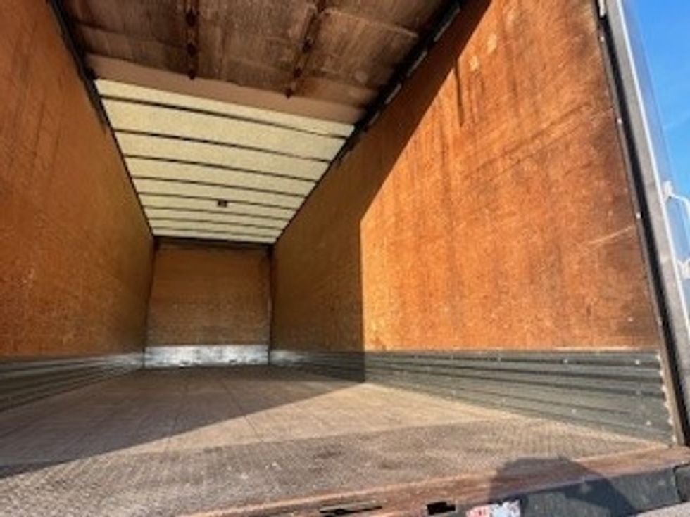 Medium Duty Box Truck-Light and Medium Duty Trucks-International-2020-MV607-Warren-MI-222,795\n\t\tmiles-$ 37,750 - Image 11