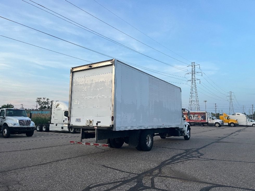 Medium Duty Box Truck-Light and Medium Duty Trucks-International-2020-MV607-Warren-MI-222,795\n\t\tmiles-$ 37,750 - Image 13