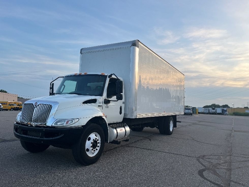 Medium Duty Box Truck-Light and Medium Duty Trucks-International-2020-MV607-Warren-MI-222,795\n\t\tmiles-$ 37,750 - Image 3
