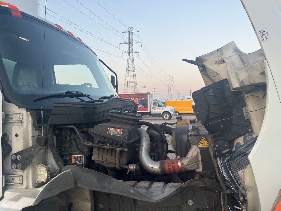 Medium Duty Box Truck-Light and Medium Duty Trucks-International-2020-MV607-Warren-MI-227,364\n\t\tmiles-$ 32,750 - Image 21