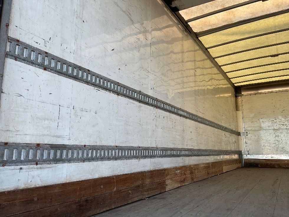 Medium Duty Box Truck-Light and Medium Duty Trucks-International-2020-MV607-Warren-MI-258,354\n\t\tmiles-$ 31,500 - Image 11