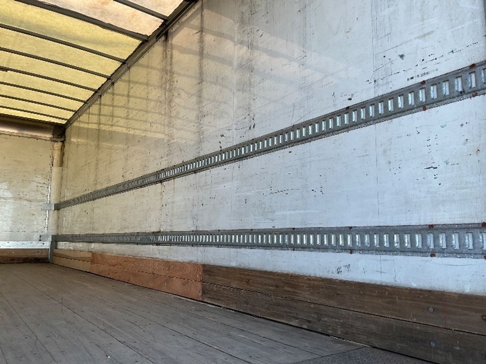 Medium Duty Box Truck-Light and Medium Duty Trucks-International-2020-MV607-Warren-MI-258,354\n\t\tmiles-$ 31,500 - Image 12