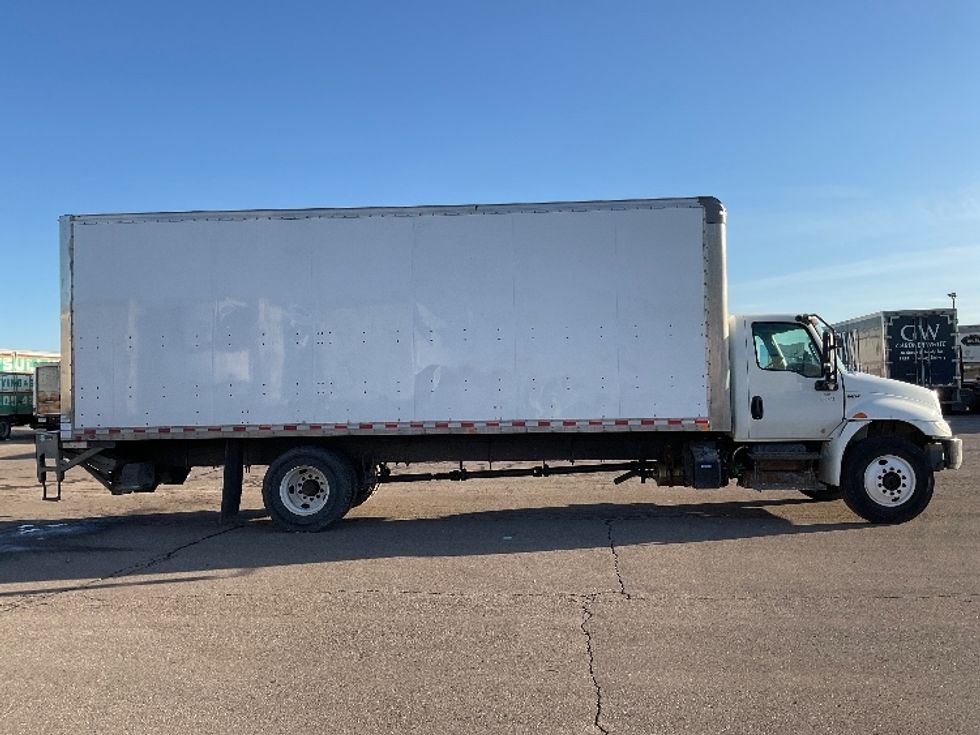 Medium Duty Box Truck-Light and Medium Duty Trucks-International-2020-MV607-Warren-MI-258,354\n\t\tmiles-$ 31,500 - Image 15