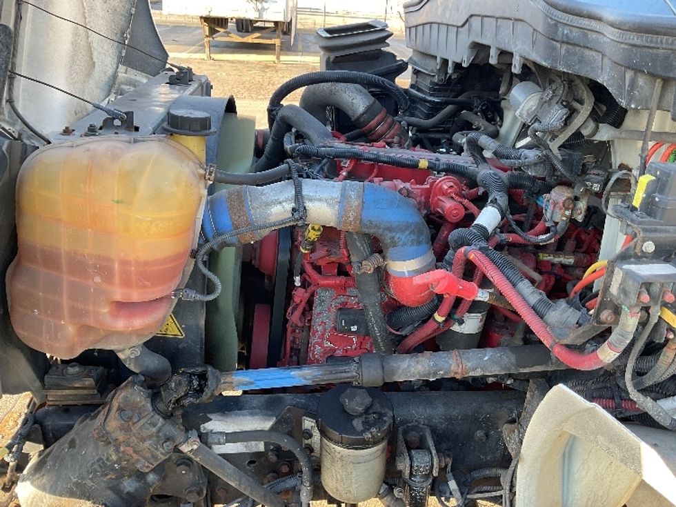 Medium Duty Box Truck-Light and Medium Duty Trucks-International-2020-MV607-Warren-MI-258,354\n\t\tmiles-$ 31,500 - Image 24