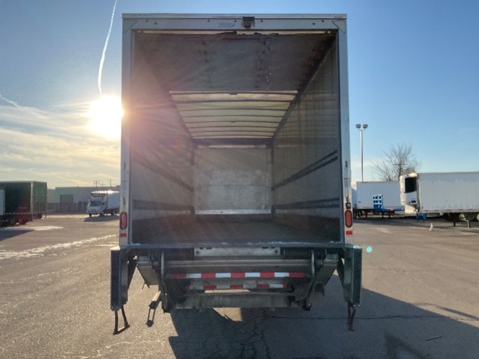 Medium Duty Box Truck-Light and Medium Duty Trucks-International-2020-MV607-Warren-MI-258,354\n\t\tmiles-$ 31,500 - Image 8