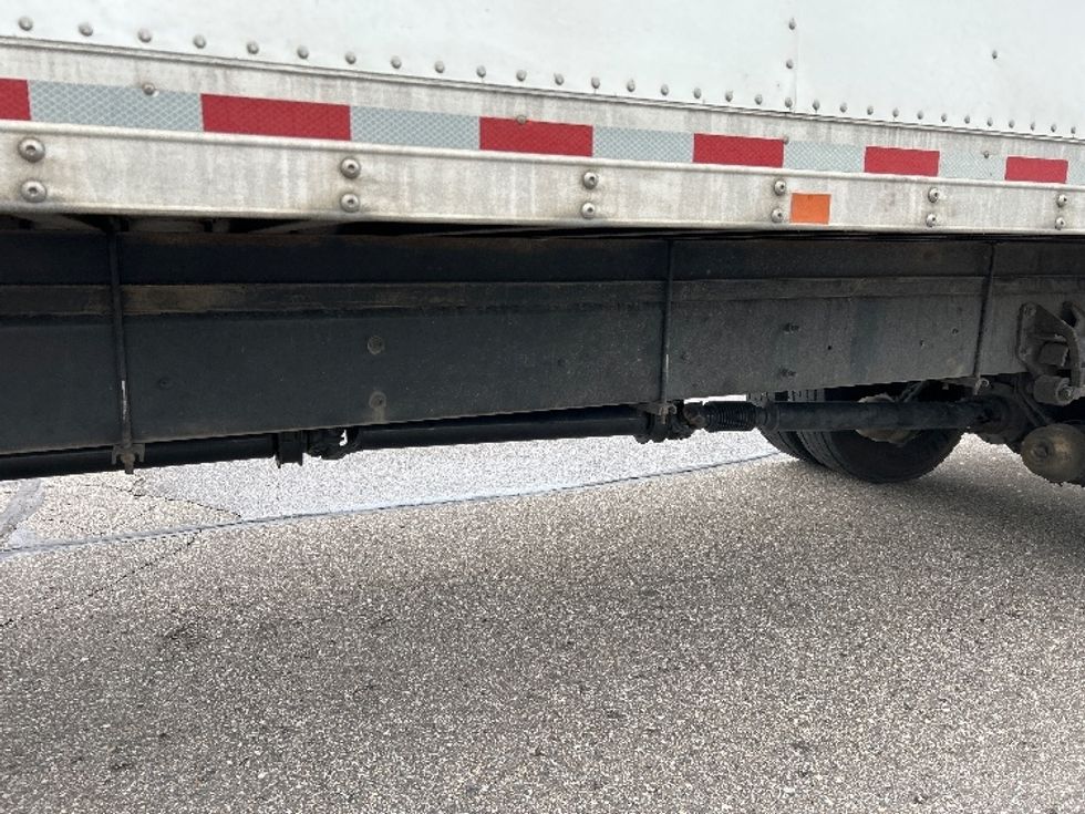 Medium Duty Box Truck-Light and Medium Duty Trucks-International-2020-MV607-Warren-MI-260,927\n\t\tmiles-$ 27,750 - Image 5