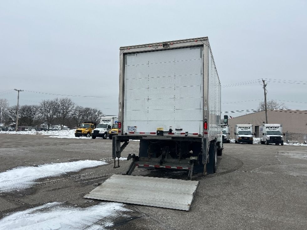 Medium Duty Box Truck-Light and Medium Duty Trucks-International-2020-MV607-Warren-MI-268,217\n\t\tmiles-$ 22,750 - Image 10