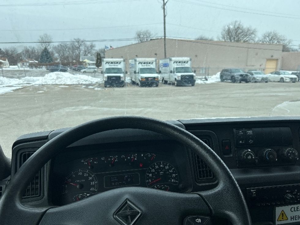 Medium Duty Box Truck-Light and Medium Duty Trucks-International-2020-MV607-Warren-MI-268,217\n\t\tmiles-$ 22,750 - Image 18