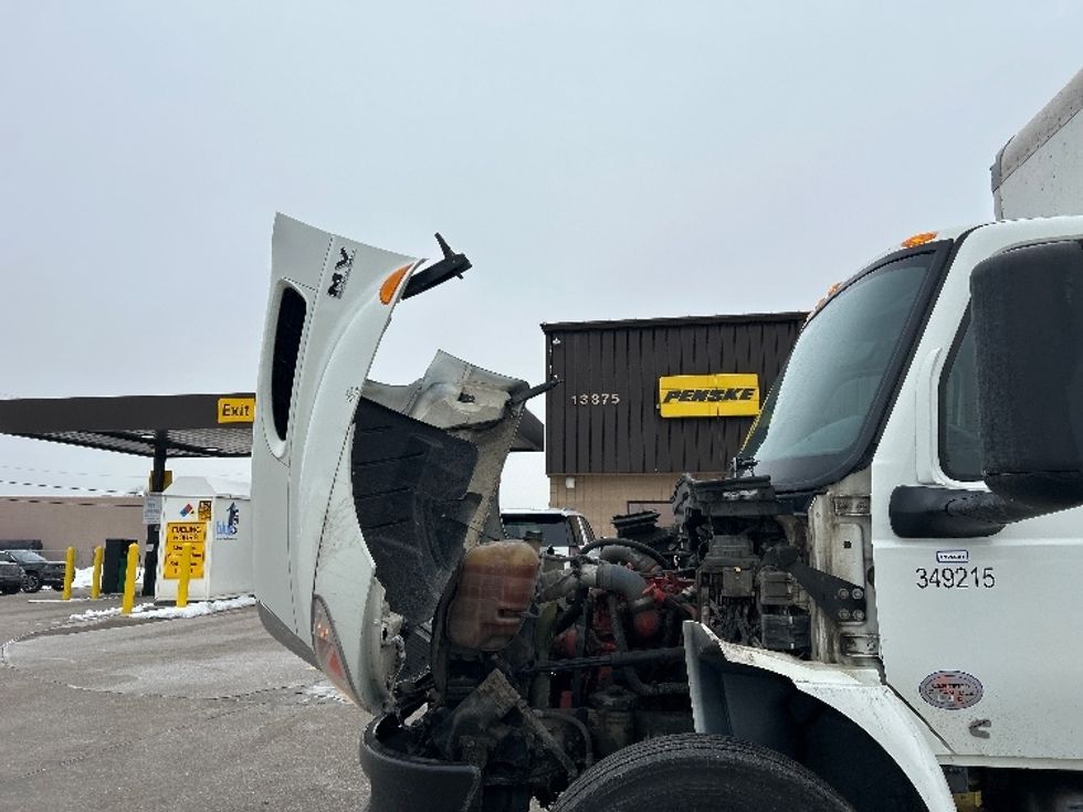 Medium Duty Box Truck-Light and Medium Duty Trucks-International-2020-MV607-Warren-MI-268,217\n\t\tmiles-$ 22,750 - Image 24