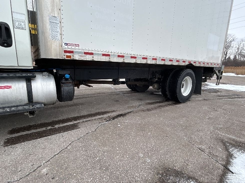 Medium Duty Box Truck-Light and Medium Duty Trucks-International-2020-MV607-Warren-MI-268,217\n\t\tmiles-$ 22,750 - Image 5