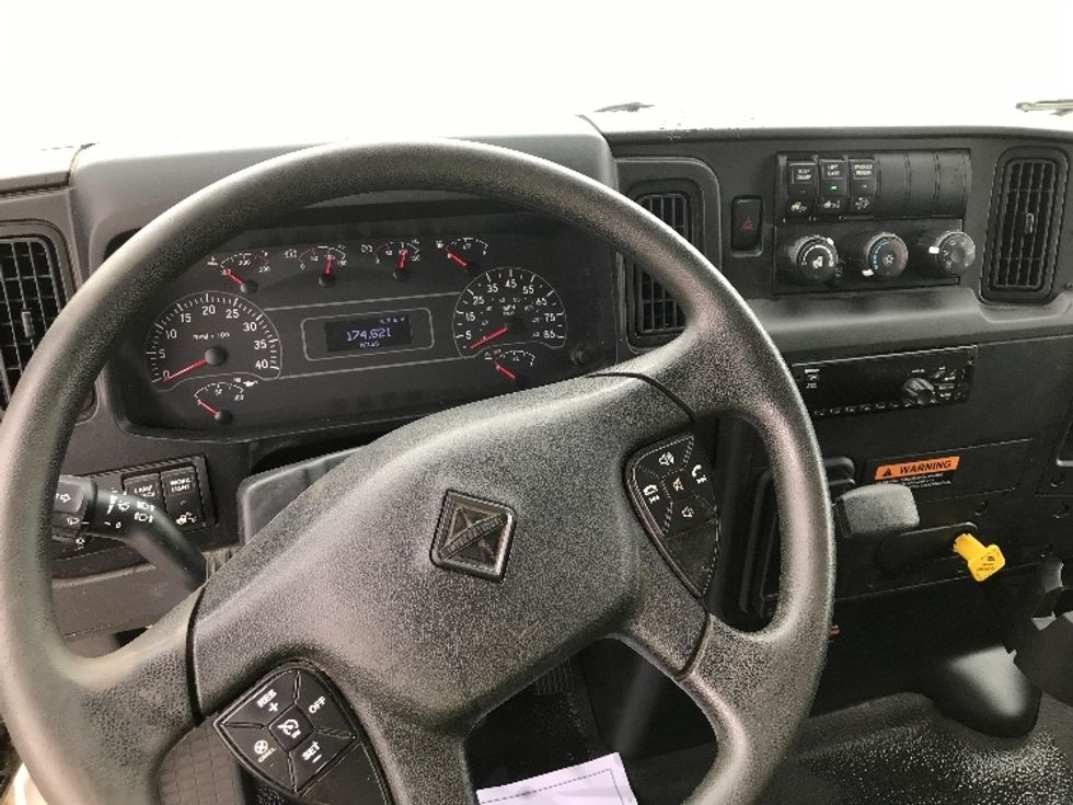 Medium Duty Box Truck-Light and Medium Duty Trucks-International-2020-MV607-Watertown-NY-171,294\n\t\tmiles-$ 36,000 - Image 18