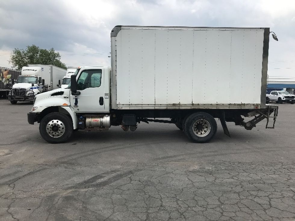 Medium Duty Box Truck-Light and Medium Duty Trucks-International-2020-MV607-Watertown-NY-171,294\n\t\tmiles-$ 36,000 - Image 4