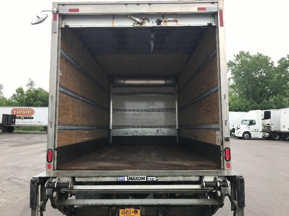 Medium Duty Box Truck-Light and Medium Duty Trucks-International-2020-MV607-Watertown-NY-171,294\n\t\tmiles-$ 36,000 - Image 8