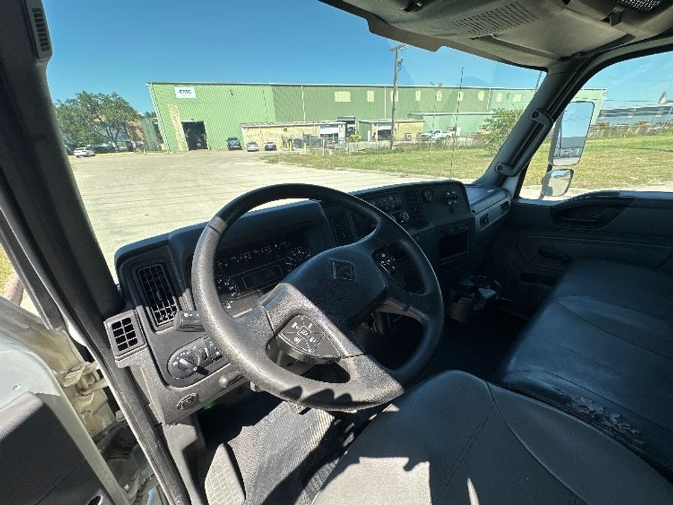 Medium Duty Box Truck-Light and Medium Duty Trucks-International-2020-MV607-Waxahachie-TX-157,996\n\t\tmiles-$ 57,750 - Image 17