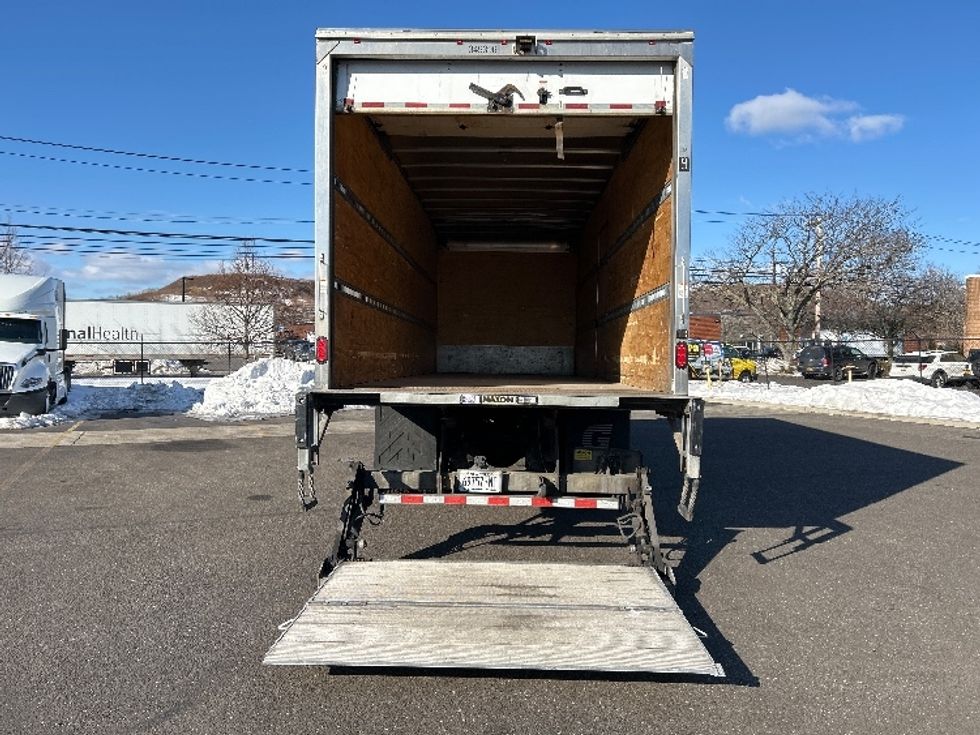 Medium Duty Box Truck-Light and Medium Duty Trucks-International-2020-MV607-West Babylon-NY-135,967\n\t\tmiles-$ 52,250 - Image 9