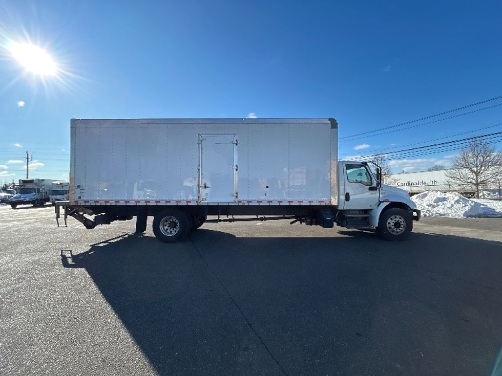 Medium Duty Box Truck-Light and Medium Duty Trucks-International-2020-MV607-West Babylon-NY-135,967\n\t\tmiles-$ 52,250 - Image 15