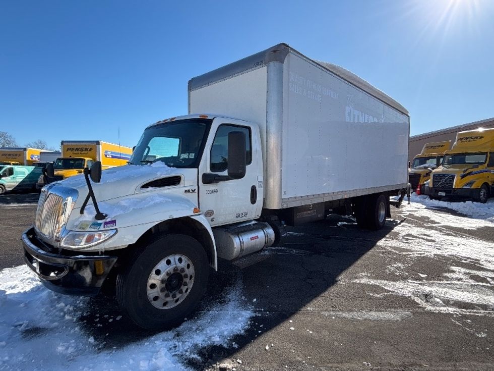 Medium Duty Box Truck-Light and Medium Duty Trucks-International-2020-MV607-West Babylon-NY-172,624\n\t\tmiles-$ 45,750 - Image 3