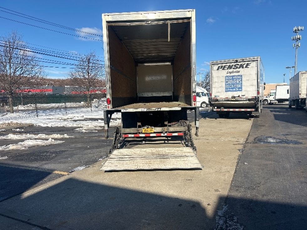 Medium Duty Box Truck-Light and Medium Duty Trucks-International-2020-MV607-West Babylon-NY-172,624\n\t\tmiles-$ 45,750 - Image 9