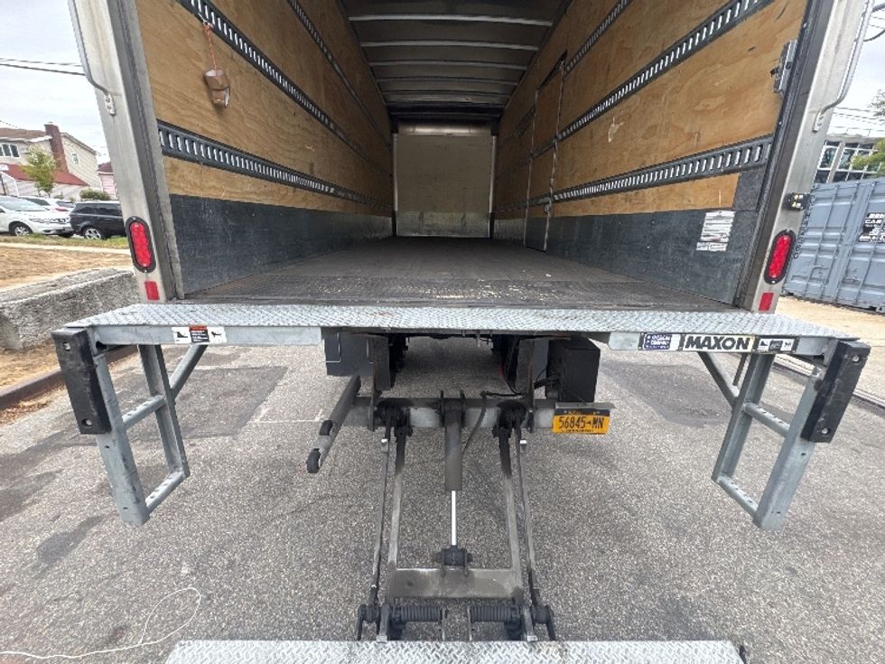 Medium Duty Box Truck-Light and Medium Duty Trucks-International-2020-MV607-West Babylon-NY-20,220\n\t\tmiles-$ 48,250 - Image 10
