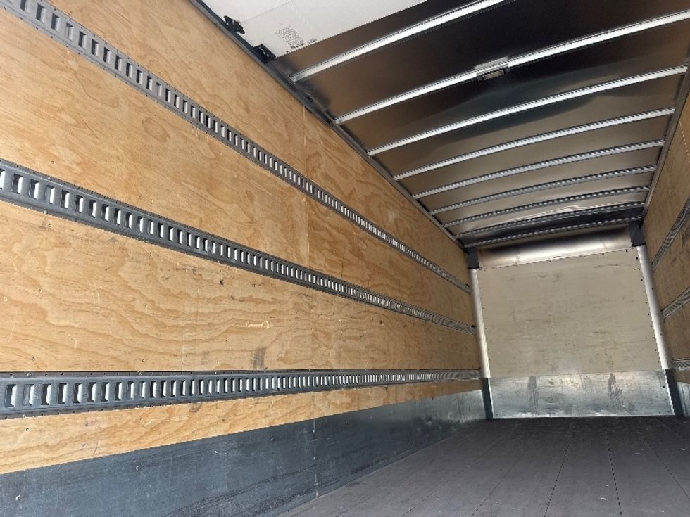 Medium Duty Box Truck-Light and Medium Duty Trucks-International-2020-MV607-West Babylon-NY-20,220\n\t\tmiles-$ 48,250 - Image 11