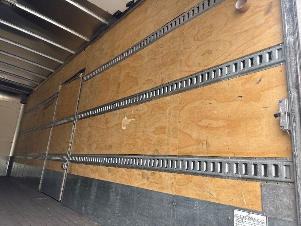 Medium Duty Box Truck-Light and Medium Duty Trucks-International-2020-MV607-West Babylon-NY-20,220\n\t\tmiles-$ 48,250 - Image 12