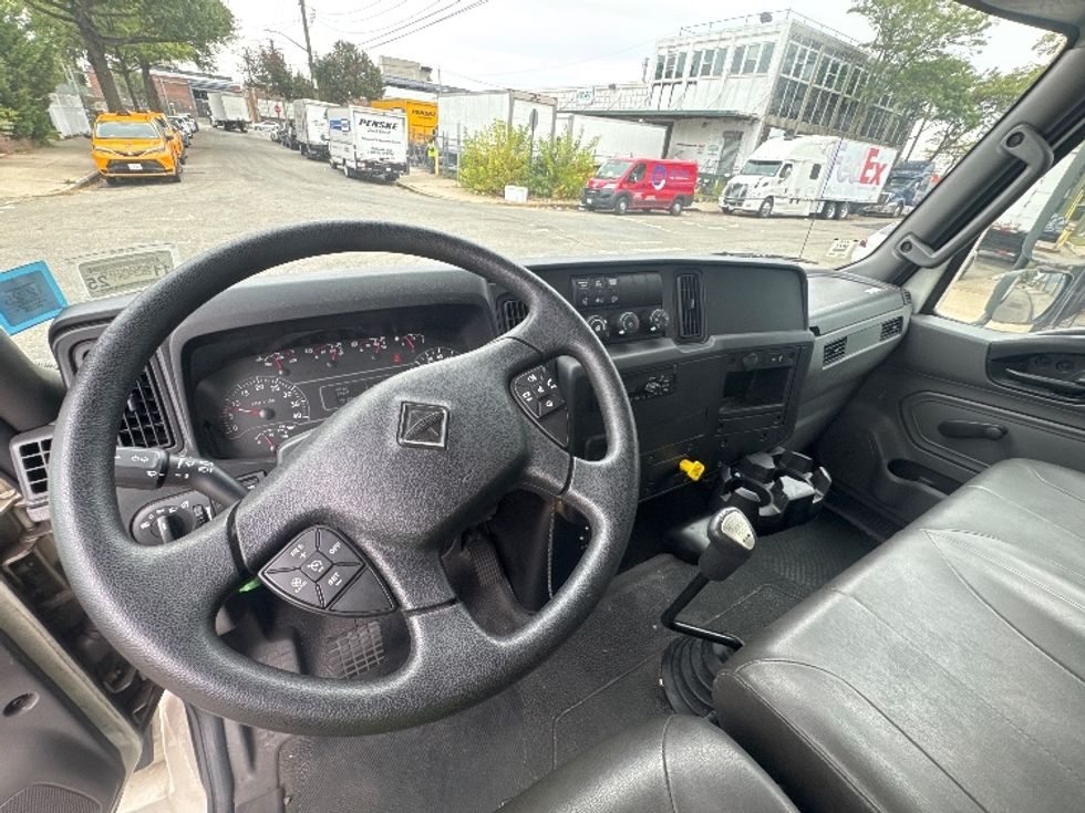 Medium Duty Box Truck-Light and Medium Duty Trucks-International-2020-MV607-West Babylon-NY-20,220\n\t\tmiles-$ 48,250 - Image 17