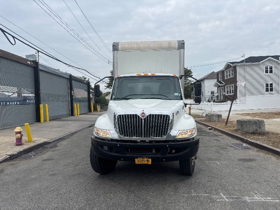 Medium Duty Box Truck-Light and Medium Duty Trucks-International-2020-MV607-West Babylon-NY-20,220\n\t\tmiles-$ 48,250 - Image 2