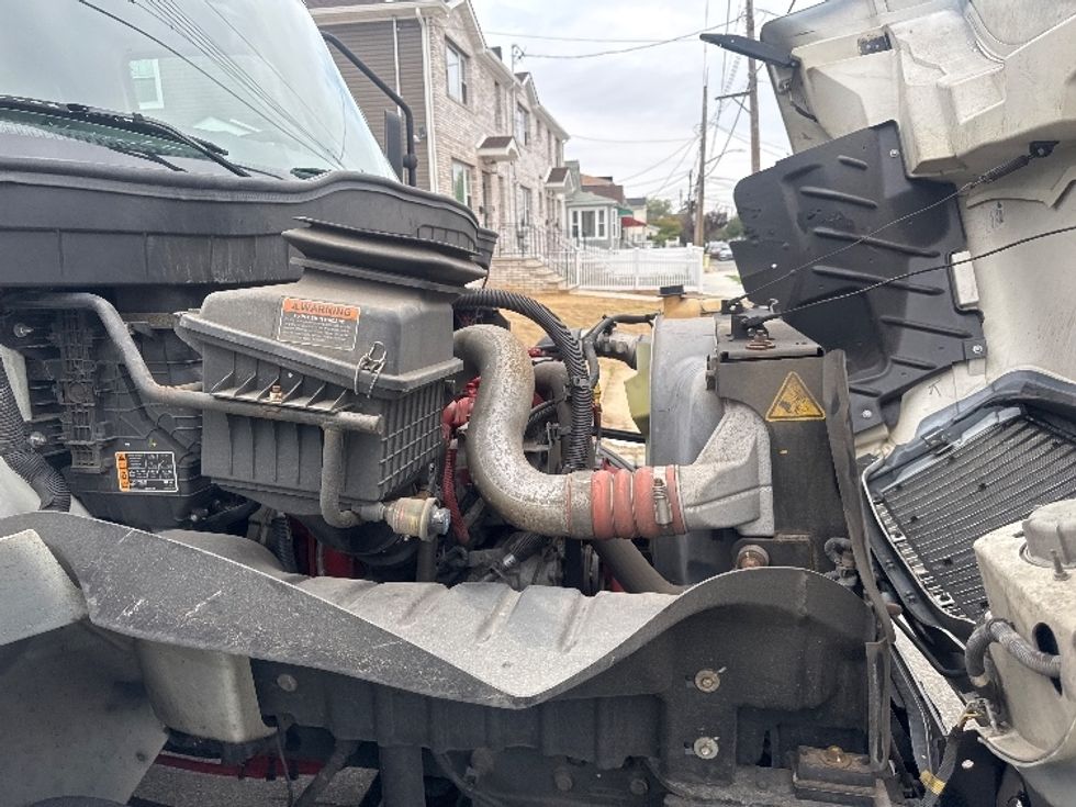 Medium Duty Box Truck-Light and Medium Duty Trucks-International-2020-MV607-West Babylon-NY-20,220\n\t\tmiles-$ 48,250 - Image 21