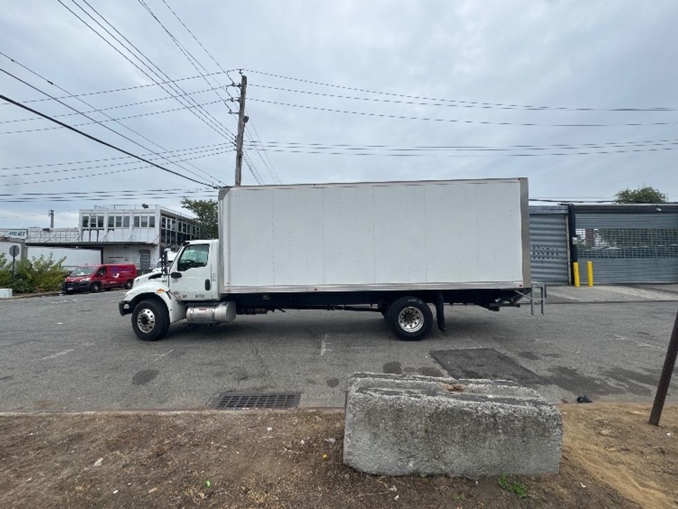 Medium Duty Box Truck-Light and Medium Duty Trucks-International-2020-MV607-West Babylon-NY-20,220\n\t\tmiles-$ 48,250 - Image 4