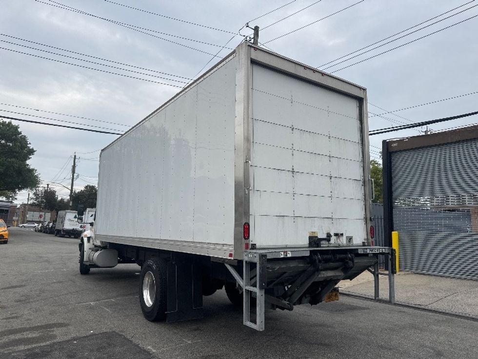 Medium Duty Box Truck-Light and Medium Duty Trucks-International-2020-MV607-West Babylon-NY-20,220\n\t\tmiles-$ 48,250 - Image 6