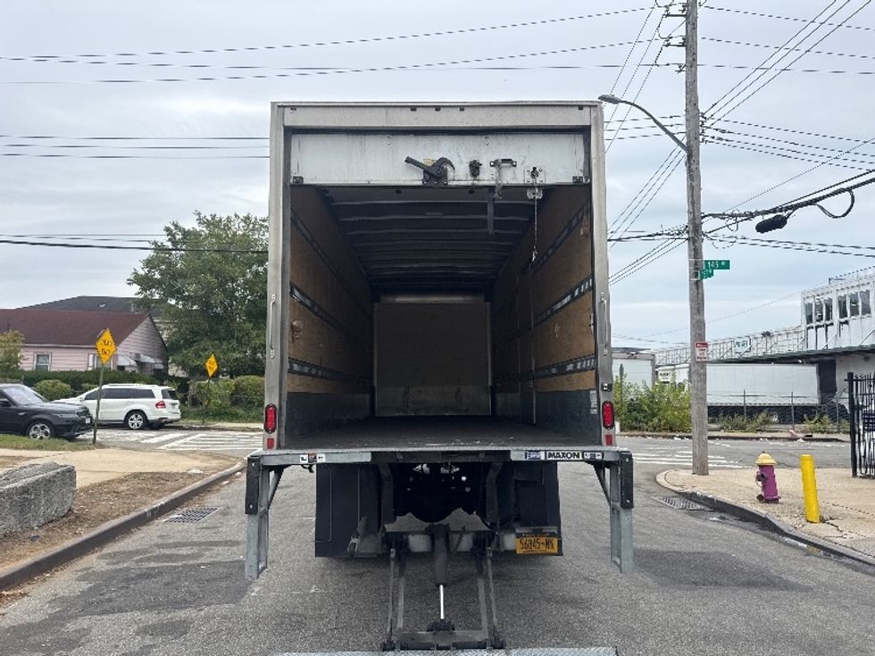 Medium Duty Box Truck-Light and Medium Duty Trucks-International-2020-MV607-West Babylon-NY-20,220\n\t\tmiles-$ 48,250 - Image 8