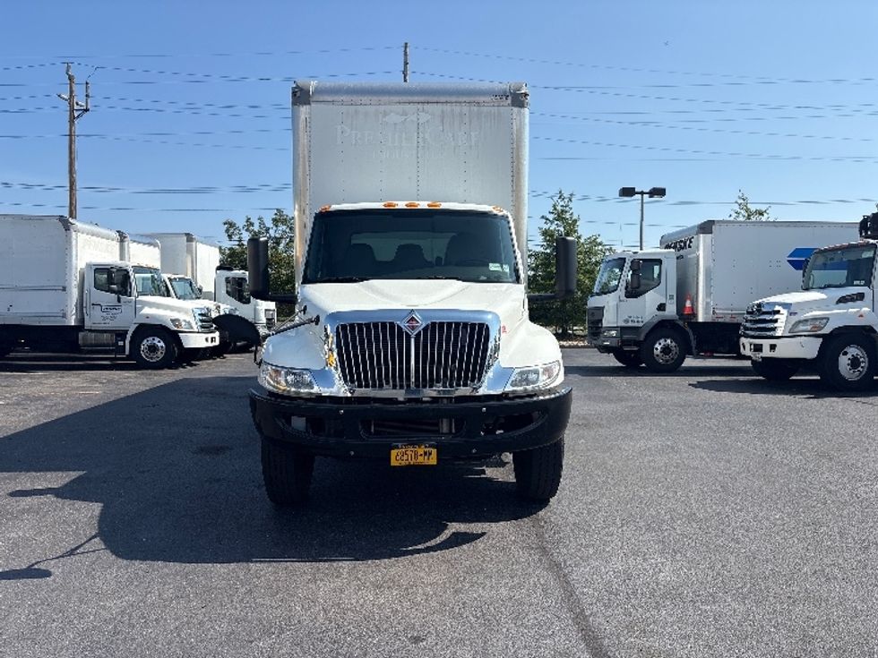Medium Duty Box Truck-Light and Medium Duty Trucks-International-2020-MV607-West Babylon-NY-26,384\n\t\tmiles-$ 64,500 - Image 2