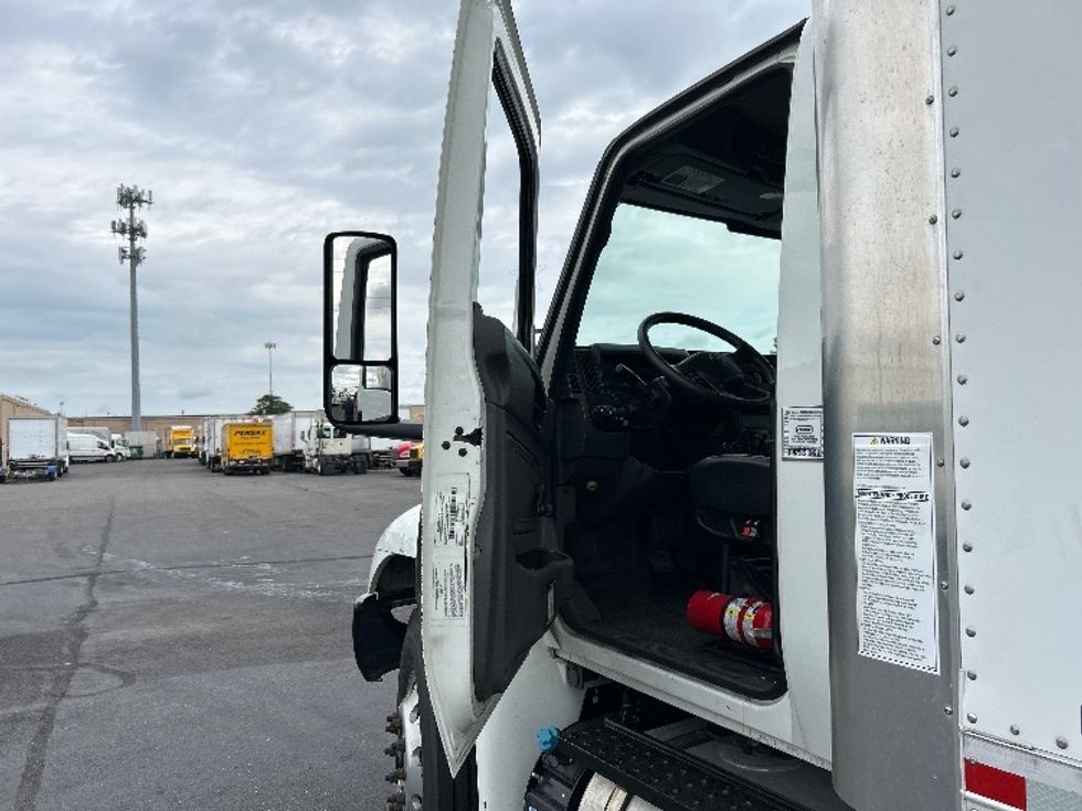 Medium Duty Box Truck-Light and Medium Duty Trucks-International-2020-MV607-West Babylon-NY-28,628\n\t\tmiles-$ 64,500 - Image 16