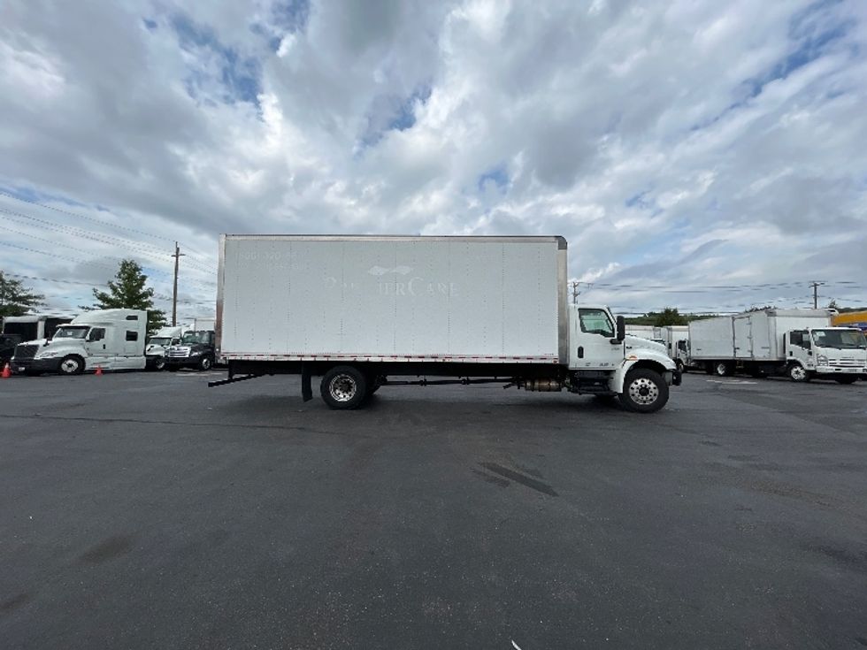 Medium Duty Box Truck-Light and Medium Duty Trucks-International-2020-MV607-West Babylon-NY-28,628\n\t\tmiles-$ 64,500 - Image 15