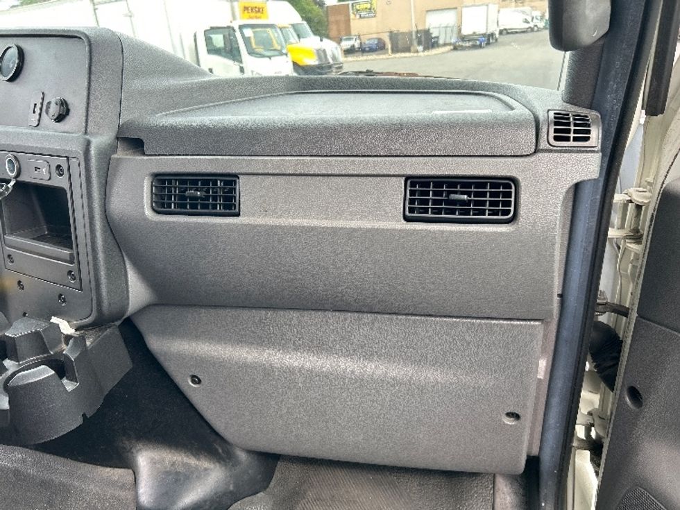 Medium Duty Box Truck-Light and Medium Duty Trucks-International-2020-MV607-West Babylon-NY-28,628\n\t\tmiles-$ 64,500 - Image 21