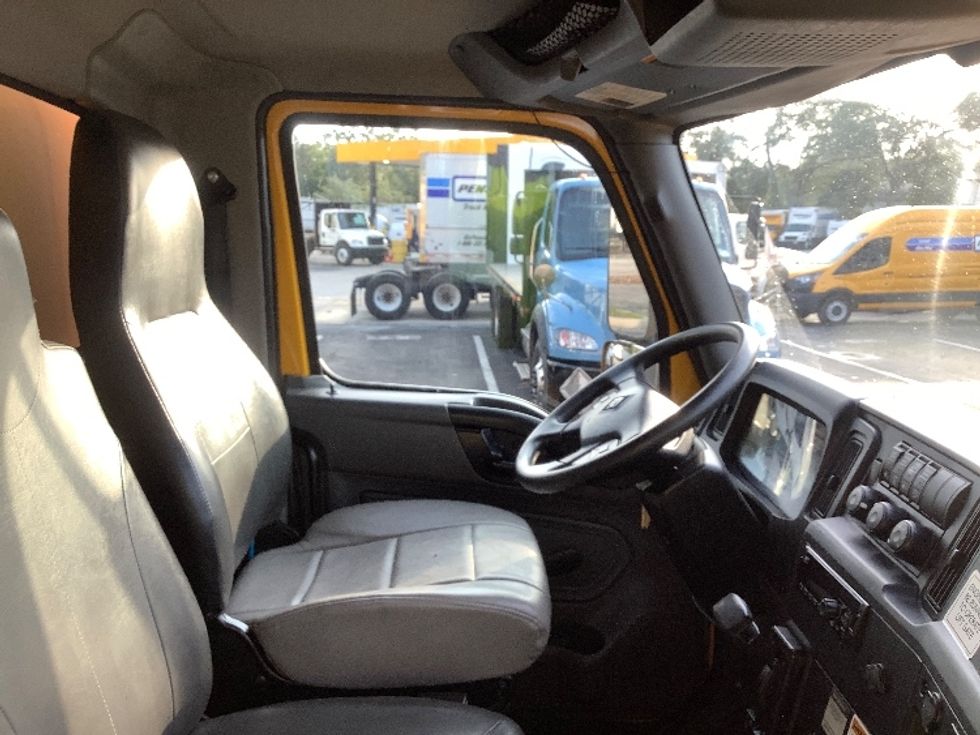 Medium Duty Box Truck-Light and Medium Duty Trucks-International-2020-MV607-West Columbia-SC-128,326\n\t\tmiles-$ 53,250 - Image 19