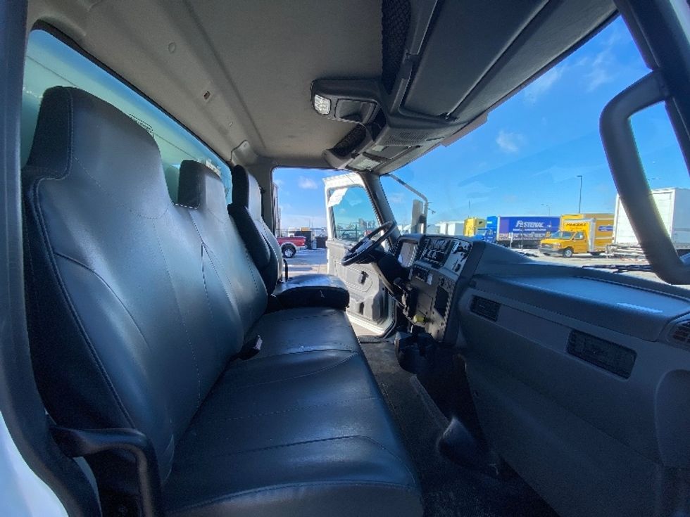 Medium Duty Box Truck-Light and Medium Duty Trucks-International-2020-MV607-West Fargo-ND-185,609\n\t\tmiles-$ 55,500 - Image 21