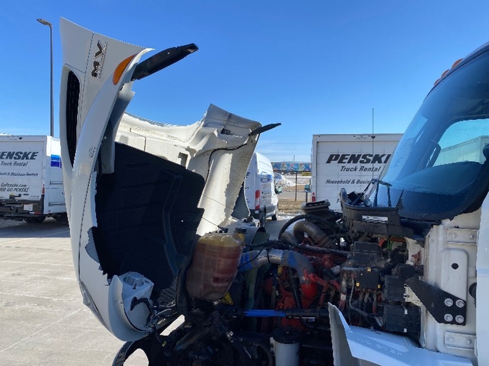 Medium Duty Box Truck-Light and Medium Duty Trucks-International-2020-MV607-West Fargo-ND-185,609\n\t\tmiles-$ 55,500 - Image 23