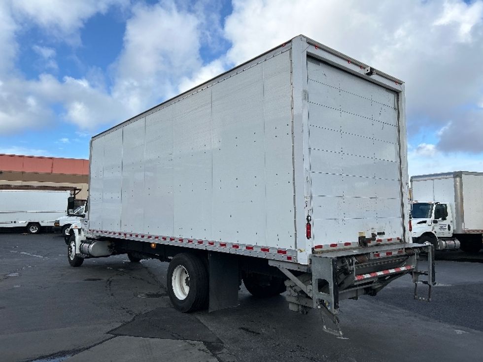 Medium Duty Box Truck-Light and Medium Duty Trucks-International-2020-MV607-West Sacramento-CA-102,312\n\t\tmiles-$ 62,250 - Image 6