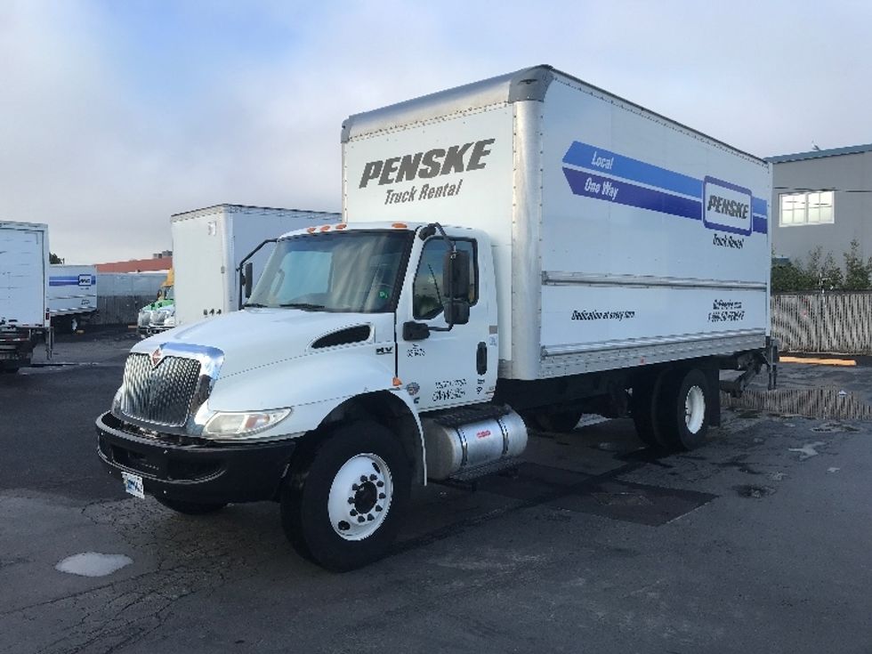 Medium Duty Box Truck-Light and Medium Duty Trucks-International-2020-MV607-West Sacramento-CA-104,360\n\t\tmiles-$ 52,000 - Image 3