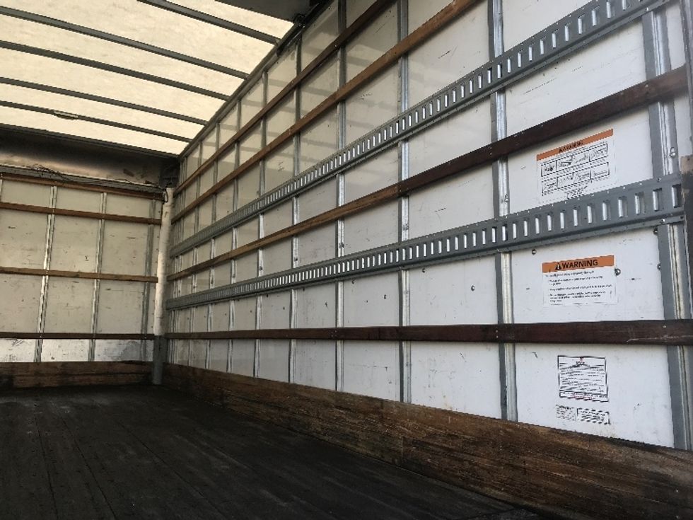 Medium Duty Box Truck-Light and Medium Duty Trucks-International-2020-MV607-West Sacramento-CA-104,360\n\t\tmiles-$ 52,000 - Image 12