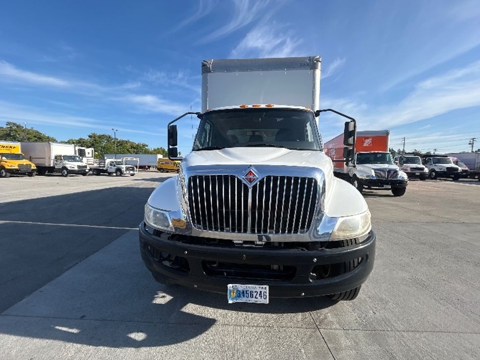 Medium Duty Box Truck-Light and Medium Duty Trucks-International-2020-MV607-West Sacramento-CA-123,445\n\t\tmiles-$ 58,750 - Image 2