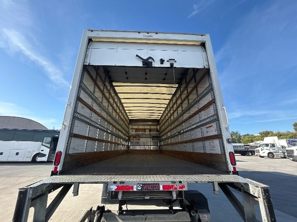 Medium Duty Box Truck-Light and Medium Duty Trucks-International-2020-MV607-West Sacramento-CA-123,445\n\t\tmiles-$ 58,750 - Image 8